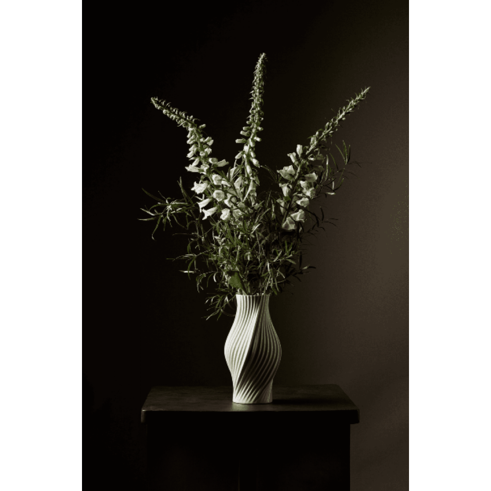 Lyngby Porcelæn Twist Vase 31 cm.