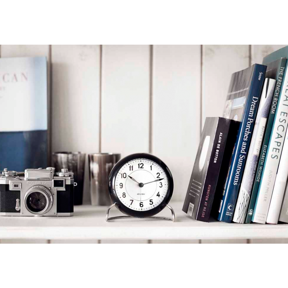 Arne Jacobsen Station Bordur med Alarm- Flere Farver